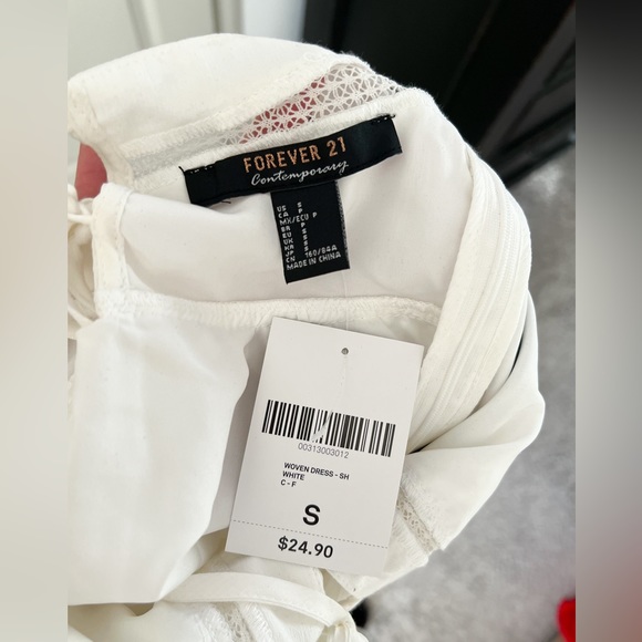 NWT Forever 21 Contemporary White Mini Dress, Size Small - Picture 5 of 6